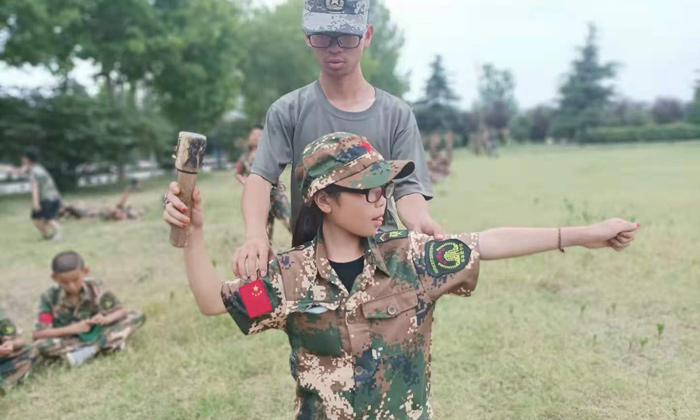 鄭州軍事拓展夏令營有哪些