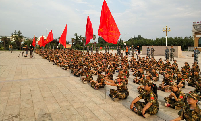 鄭州軍訓(xùn)夏令營有哪些