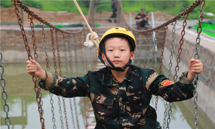 鄭州兒童軍訓(xùn)夏令營哪家好