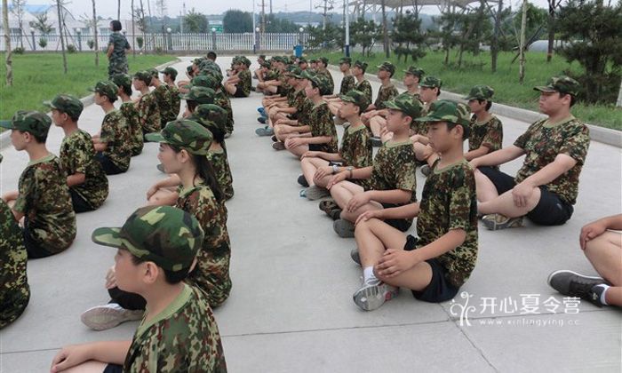 鄭州軍事夏令營(yíng).jpg