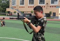 中小學(xué)生暑假參加濮陽(yáng)附近的軍事夏令營(yíng)在哪報(bào)名？
