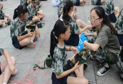 鄭州軍事夏令營的安全防護(hù)讓更多學(xué)生放心的參加活動(dòng)