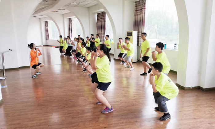 中學生運動冬令營活動