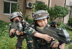 珠海軍事夏令營讓孩子擁有難忘的暑假！