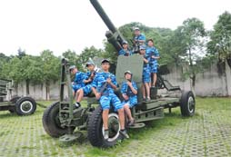 中學(xué)生軍事夏令營都有哪些主題活動(dòng)