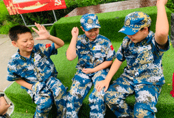 崢嶸年華夏令營帶你感受軍旅生活的獨(dú)特樂趣