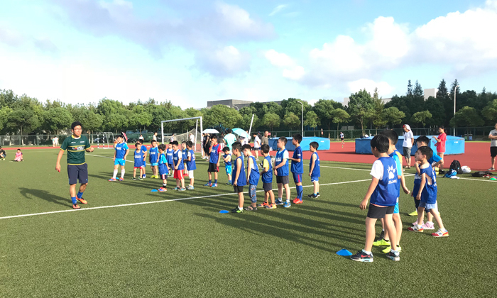 國內(nèi)足球夏令營報(bào)名