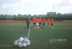 參加國際足球夏令營能有哪些提高