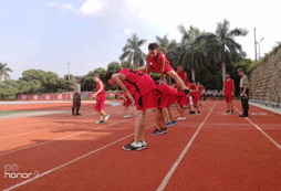 14歲的孩子參加足球夏令營怎么樣