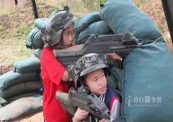 足球夏令營豐富中小學生的假期生活