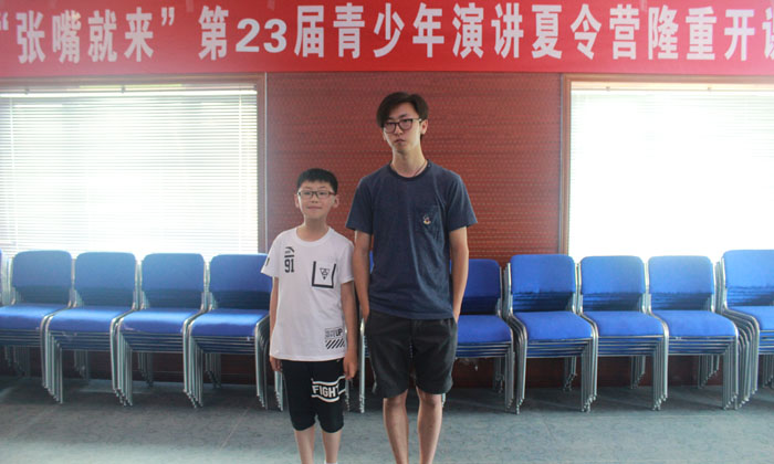 與導(dǎo)師的一次合影