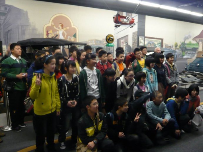 Ӣ2010f112s(gu)ɼΌW(xu)F(tun)
